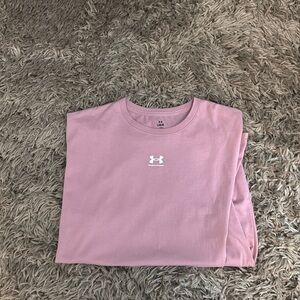 NWOT Women's Under Armour T-Shirt